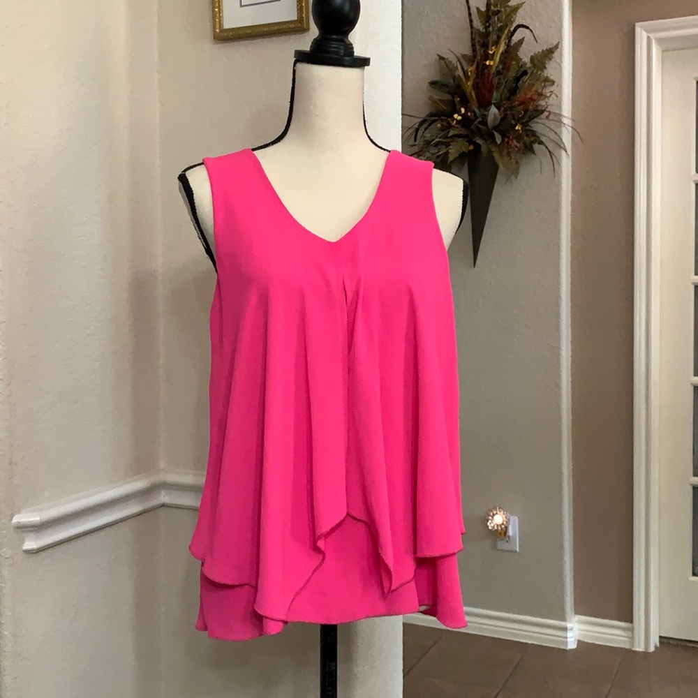 Lilypad hot pink layered top blouse Size M
